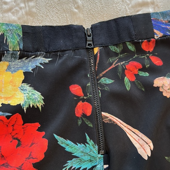 Alice and Olivia high waisted wide leg stunning flowy pants - Picture 9 of 9